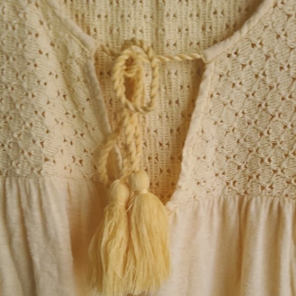 Bright Yellow Sleeveless Tie Front Tank Top - Picture 3 of 5